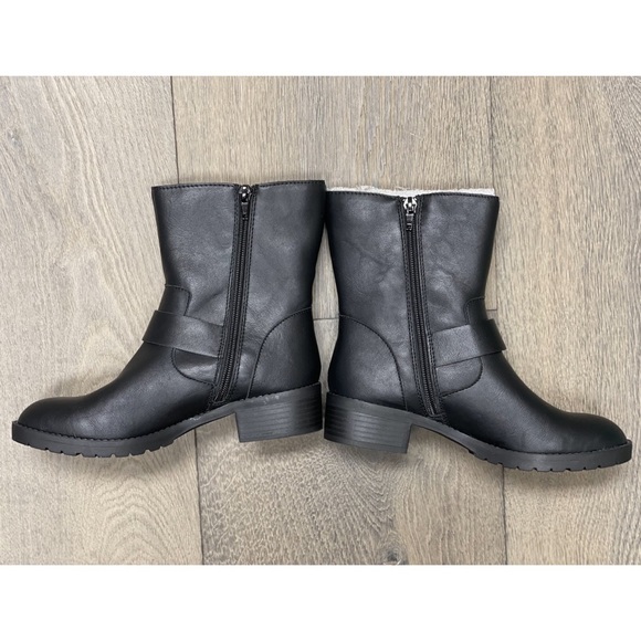 Cap Toe Mid-Calf Round Toe Block Heel Boots NWB! - Picture 6 of 16
